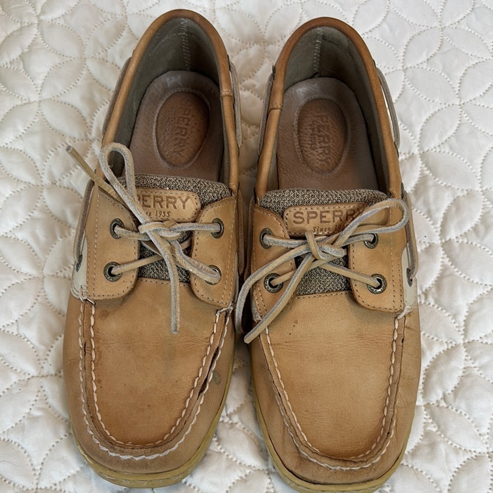Sperry Women’s Tan Boat Shoes 9276619 sz 9 Med